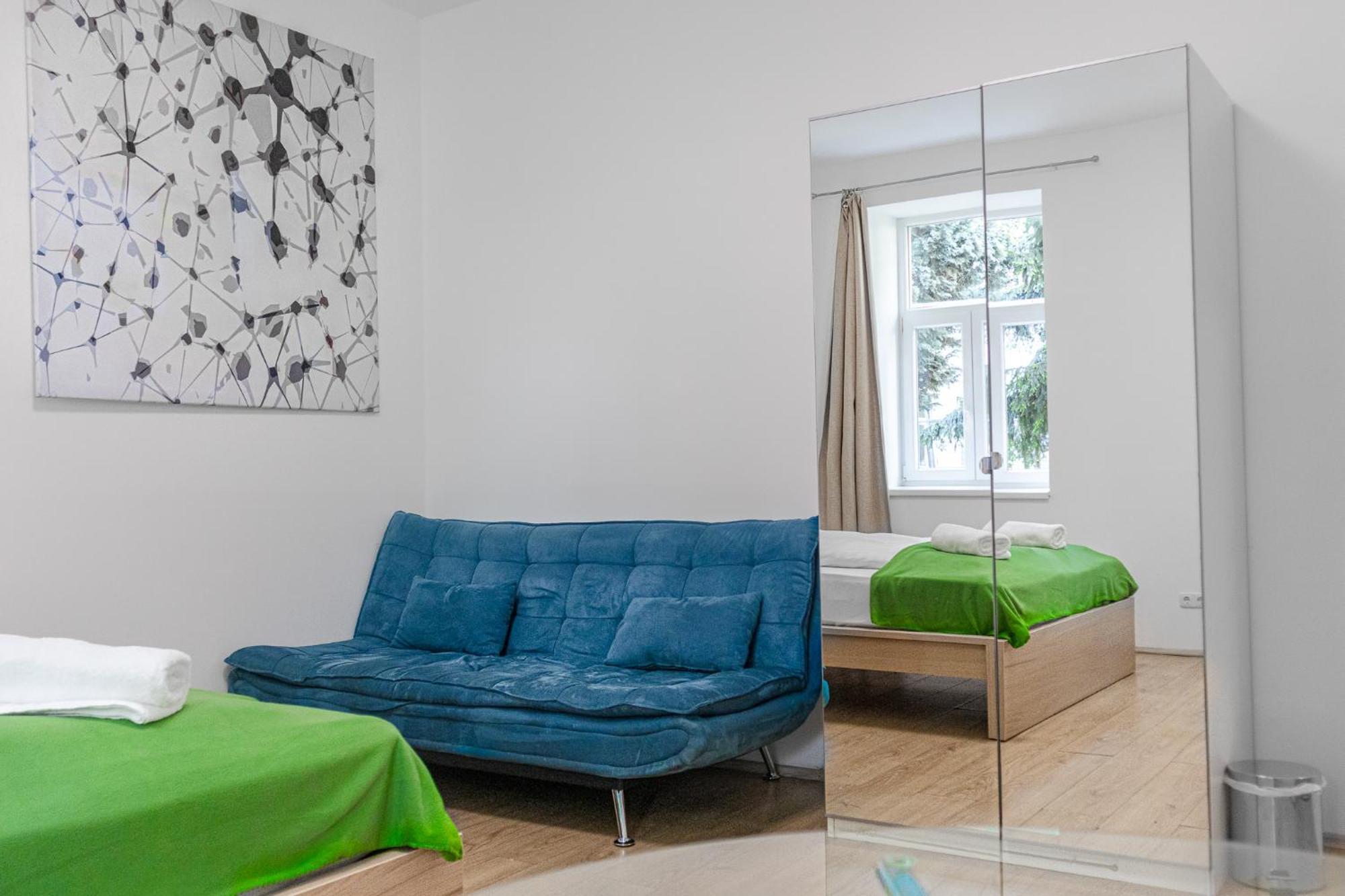 Lovely 2Br Shared Apartment, Enkplatz U3, 15Min To Center Wien Eksteriør bilde