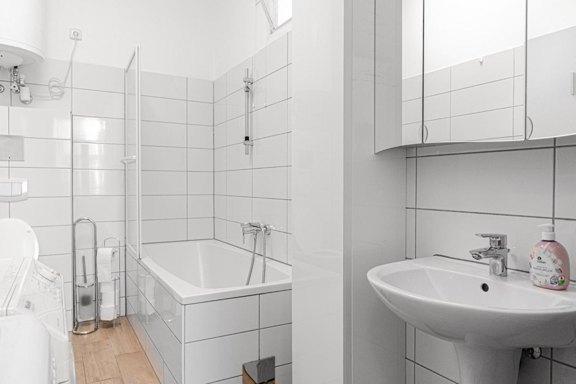 Lovely 2Br Shared Apartment, Enkplatz U3, 15Min To Center Wien Eksteriør bilde