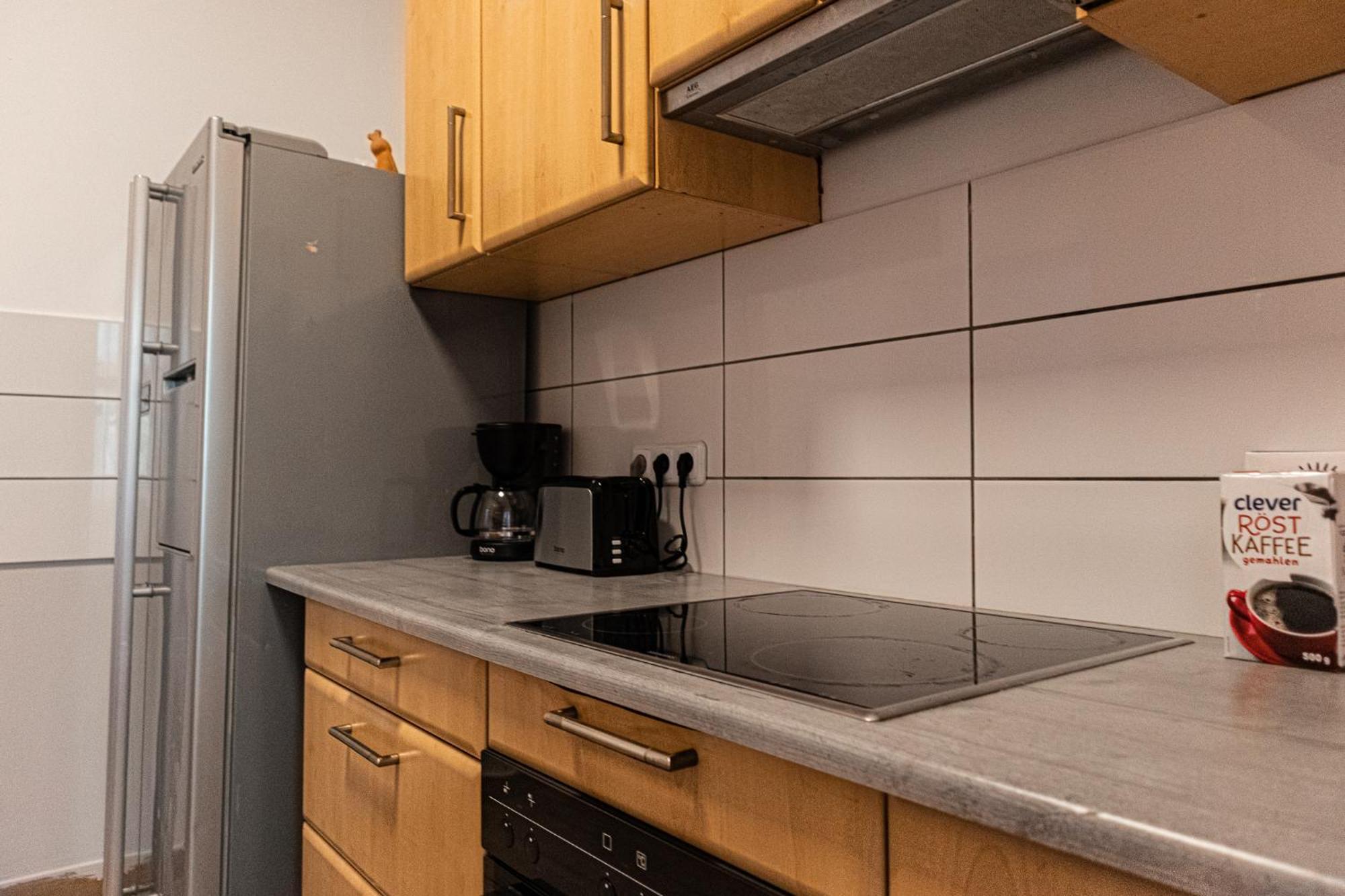 Lovely 2Br Shared Apartment, Enkplatz U3, 15Min To Center Wien Eksteriør bilde